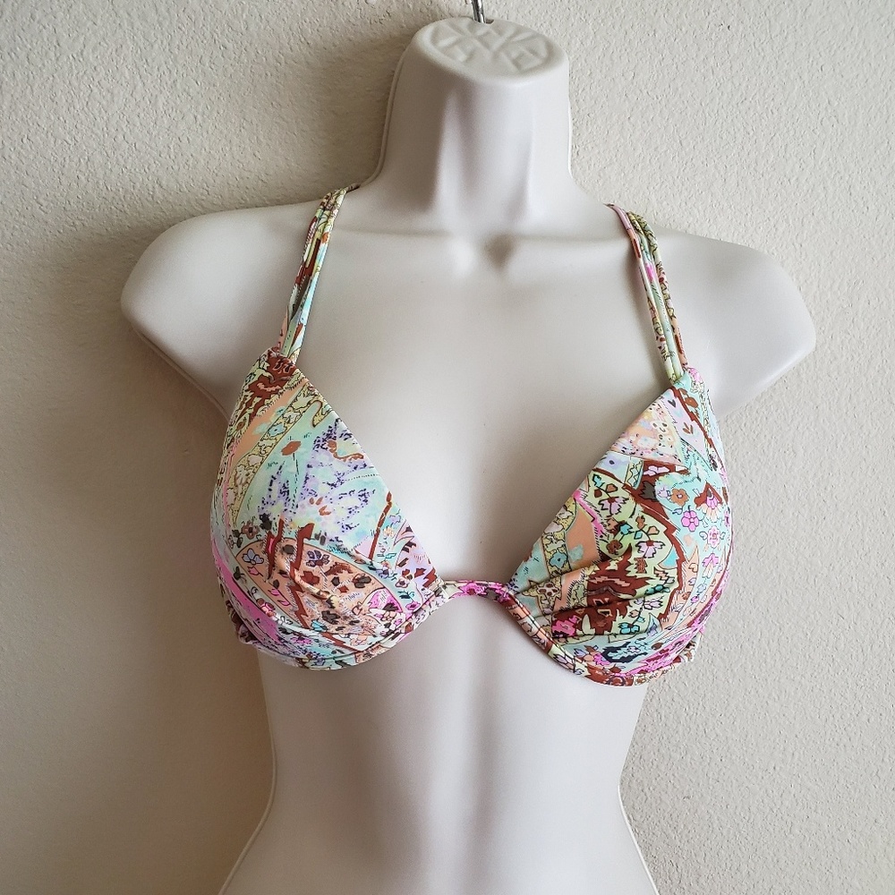 Victoria's Secret Macarme Bikini Top 34C